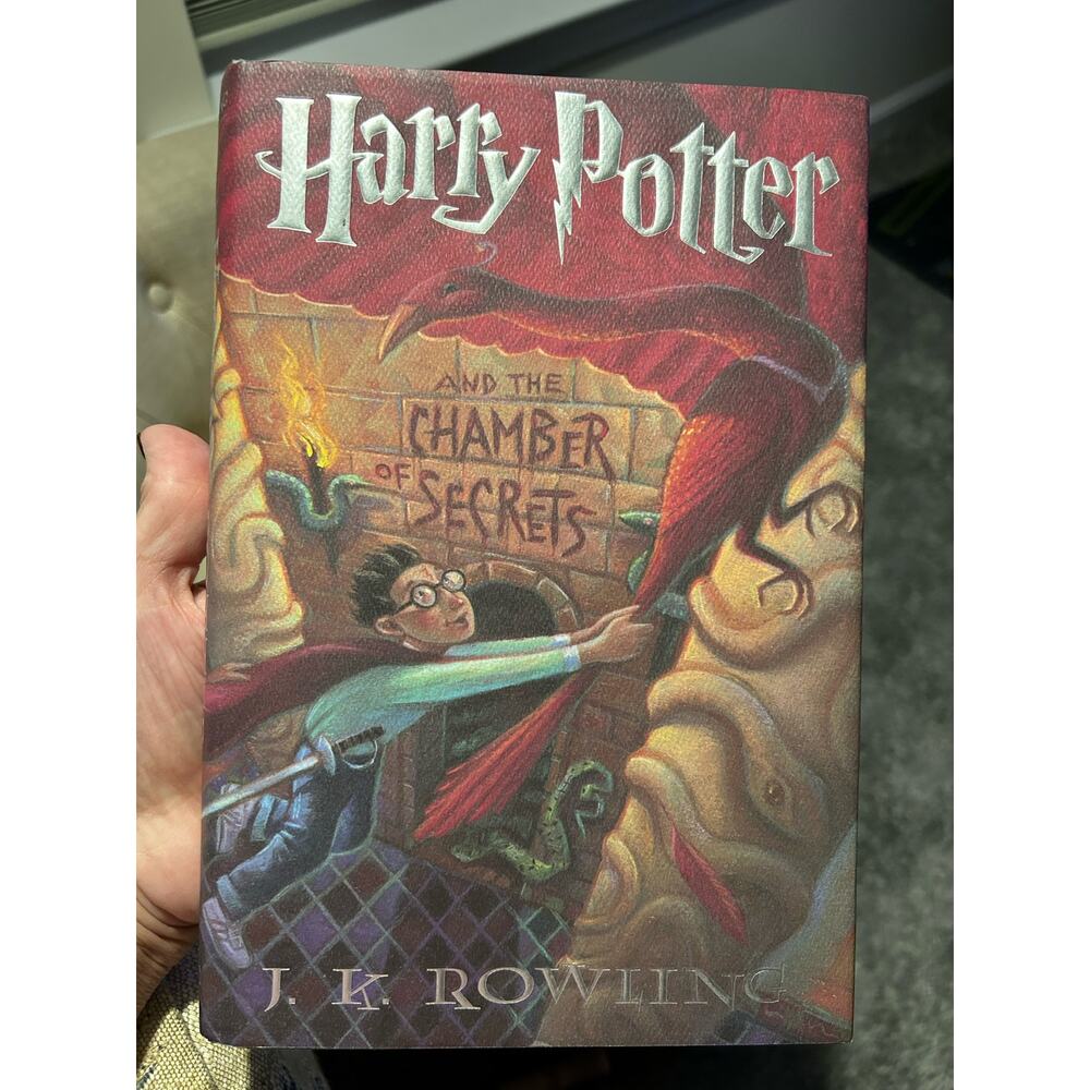 Book Hardback: Harry Potter and the Chamber of Secrets, J.K. Rowling